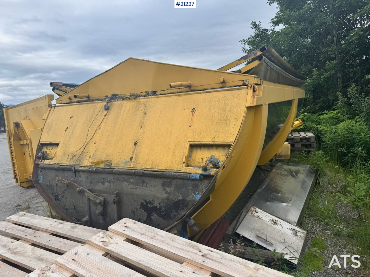 Steinsland Asfaltbalje - Vahetuskere/ Konteiner, Gudronaator: pilt 4 Steinsland Asfaltbalje - Vahetuskere/ Konteiner, Gudronaator: pilt 4