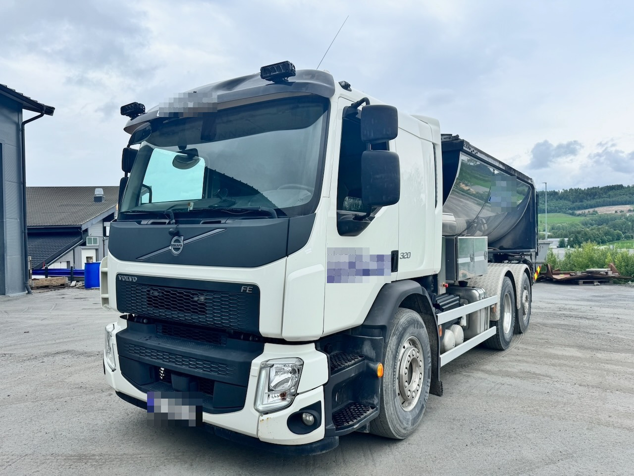 Volvo FE320 - Veoauto, Asfaldimasin: pilt 2 Volvo FE320 - Veoauto, Asfaldimasin: pilt 2