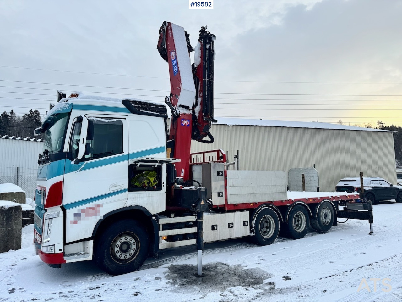 Volvo 2019 Volvo FH540 8x4 Tridem Kranbil m/ 50 t/m HMF kran m/ Jibb. Lite km og krantimer! - Kraanaga veoauto: pilt 2 Volvo 2019 Volvo FH540 8x4 Tridem Kranbil m/ 50 t/m HMF kran m/ Jibb. Lite km og krantimer! - Kraanaga veoauto: pilt 2