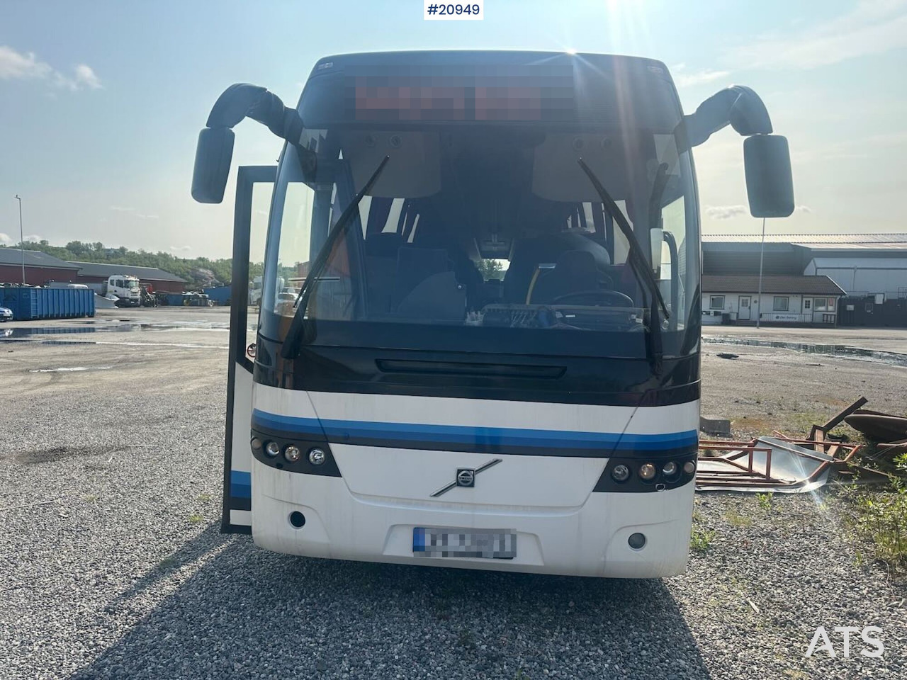 Volvo 9700H buss m/ 54 seter m/ sommer og vinterdekk - Kaugsõidu buss: pilt 2 Volvo 9700H buss m/ 54 seter m/ sommer og vinterdekk - Kaugsõidu buss: pilt 2