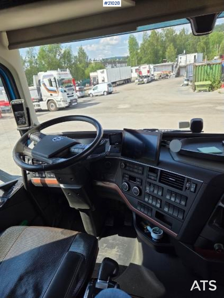 Volvo FH650 - Konteinerveduk/ Tõstukiga veoauto: pilt 5 Volvo FH650 - Konteinerveduk/ Tõstukiga veoauto: pilt 5