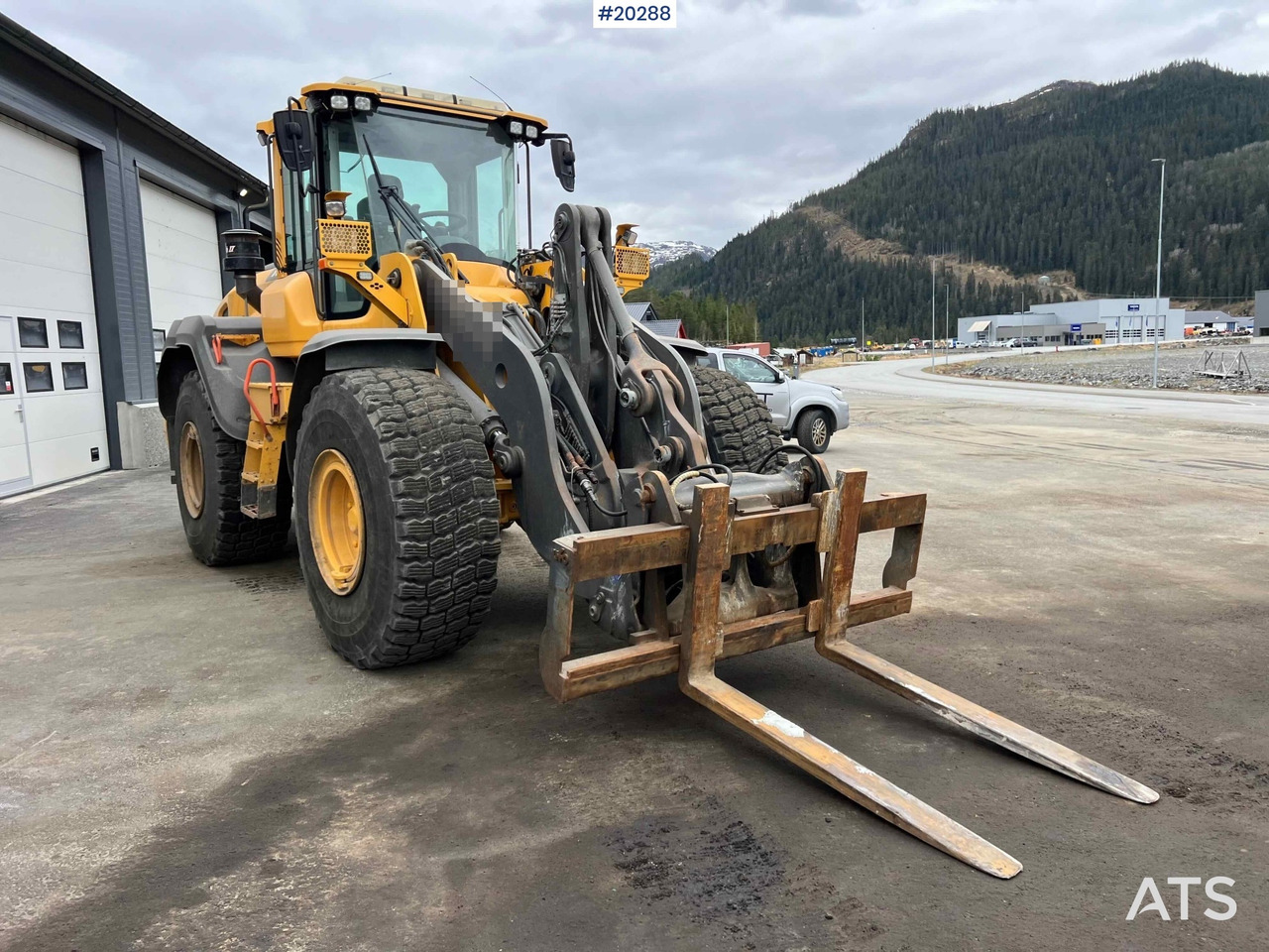 Volvo L110H - Rataslaadur: pilt 2 Volvo L110H - Rataslaadur: pilt 2