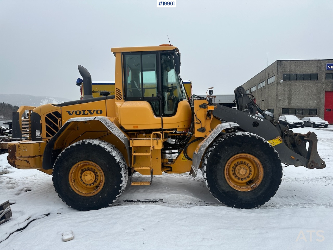 Volvo L90F - Rataslaadur: pilt 3 Volvo L90F - Rataslaadur: pilt 3