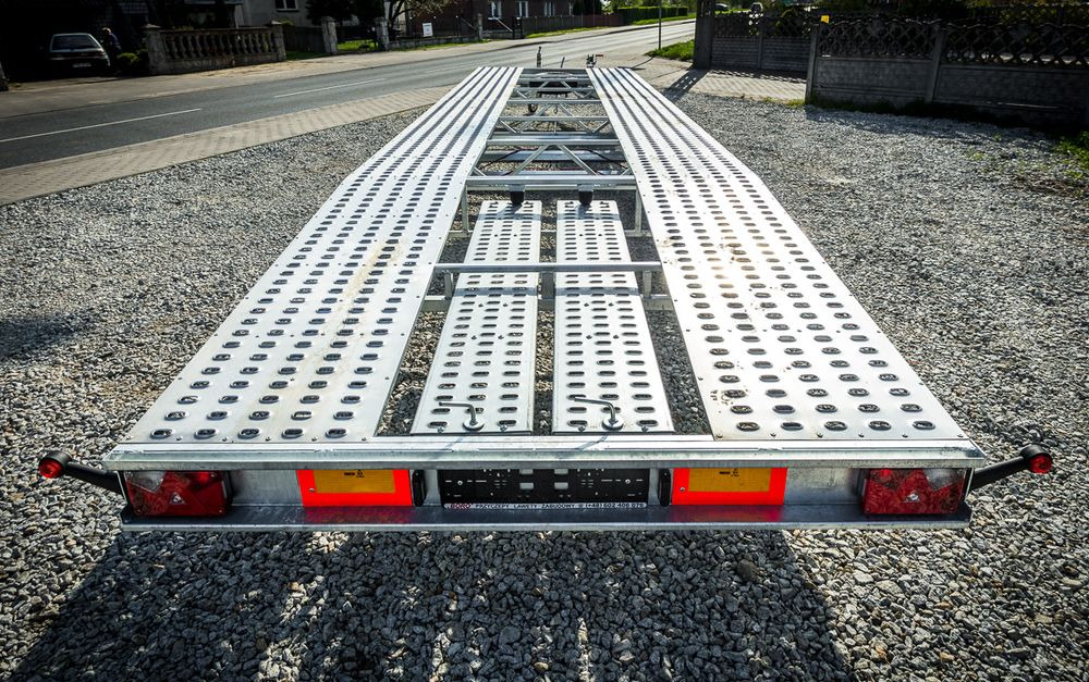 Niewiadów nowa LAWETA na 2 BUSY! 8,50M! - Treiler järelhaagis: pilt 4 Niewiadów nowa LAWETA na 2 BUSY! 8,50M! - Treiler järelhaagis: pilt 4