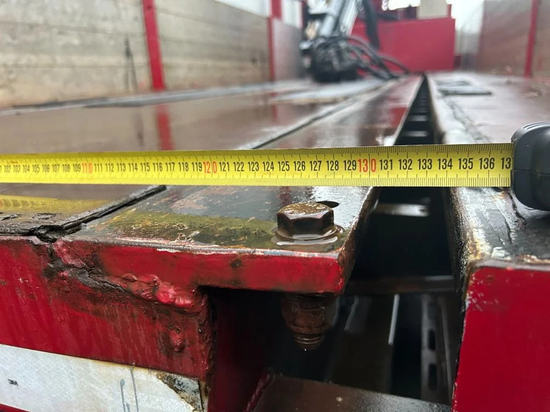 Carnehl Stenen vervoer oplegger met Kennis kraan - Platvorm/ Madelpoolhaagis: pilt 4 Carnehl Stenen vervoer oplegger met Kennis kraan - Platvorm/ Madelpoolhaagis: pilt 4