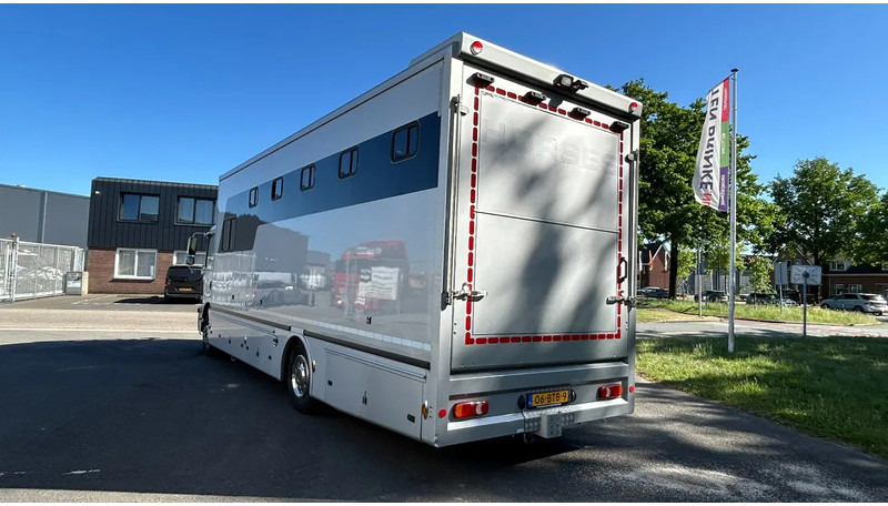 MAN TGM 15.250 5 horses and living brand Krismar - Hobuseauto: pilt 2 MAN TGM 15.250 5 horses and living brand Krismar - Hobuseauto: pilt 2