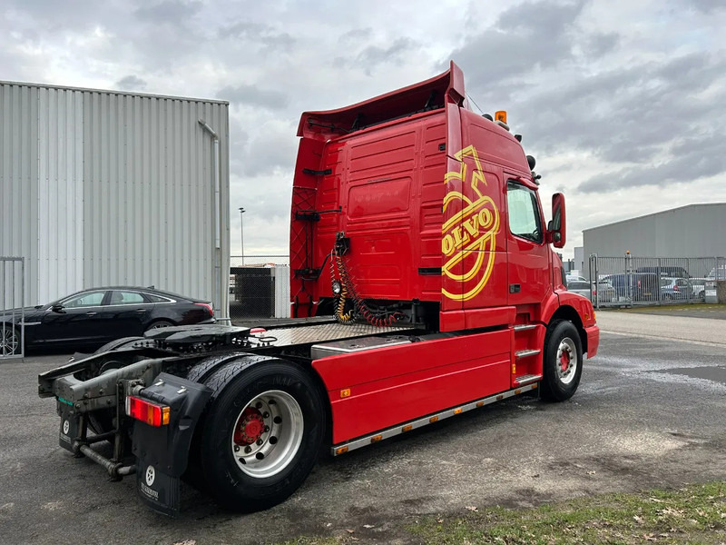 Volvo NH 12.460 4X2 460PK Globetrotter/ Manuel Gearbox / NL Truck - Sadulveok: pilt 4 Volvo NH 12.460 4X2 460PK Globetrotter/ Manuel Gearbox / NL Truck - Sadulveok: pilt 4
