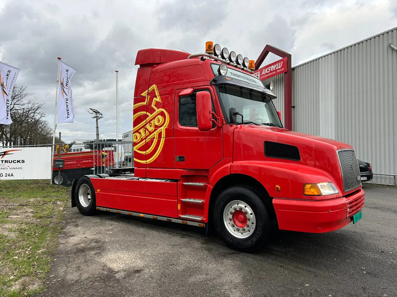 Volvo NH 12.460 4X2 460PK Globetrotter/ Manuel Gearbox / NL Truck - Sadulveok: pilt 3 Volvo NH 12.460 4X2 460PK Globetrotter/ Manuel Gearbox / NL Truck - Sadulveok: pilt 3
