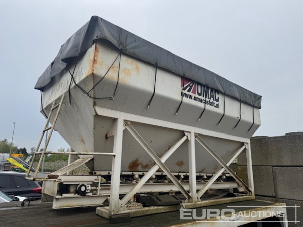 1988 JUMBO TV280C Tri-axle Split Spreader Trailer, Watertank, Hatz 1D41C engine, Conveyorbelt (Dutch Export Docs. Available) - Isotermiline järelhaagis: pilt 2 1988 JUMBO TV280C Tri-axle Split Spreader Trailer, Watertank, Hatz 1D41C engine, Conveyorbelt (Dutch Export Docs. Available) - Isotermiline järelhaagis: pilt 2