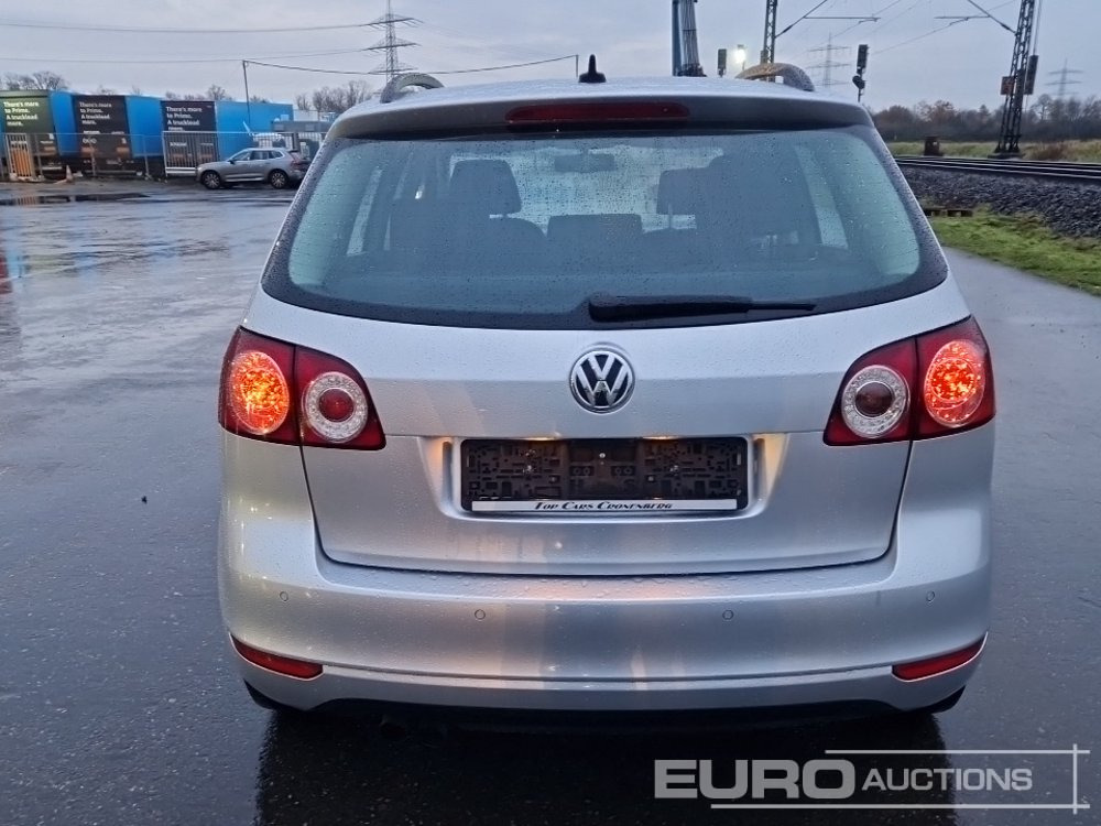 2009 Volkswagen Golf Plus, Petrol, Automatic Gearbox, AC, Electric Windows, All Weather Tyres (German Reg. Docs. Available) - Auto: pilt 4 2009 Volkswagen Golf Plus, Petrol, Automatic Gearbox, AC, Electric Windows, All Weather Tyres (German Reg. Docs. Available) - Auto: pilt 4