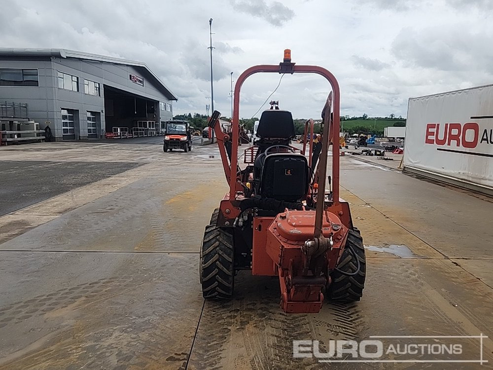 2011 Ditch Witch RT45 - Kraavikaevamismasin: pilt 3 2011 Ditch Witch RT45 - Kraavikaevamismasin: pilt 3