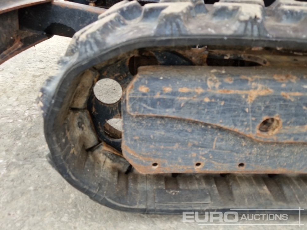 Miniekskavaator 2012 JCB 8018: pilt 13