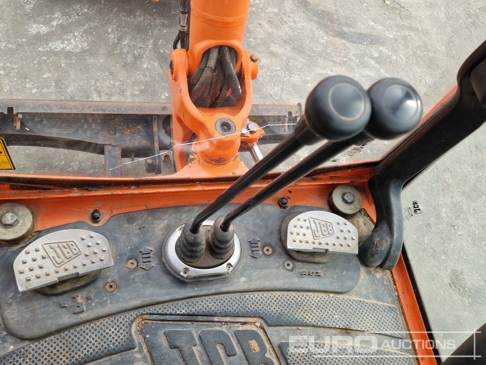 Miniekskavaator 2012 JCB 8018: pilt 31
