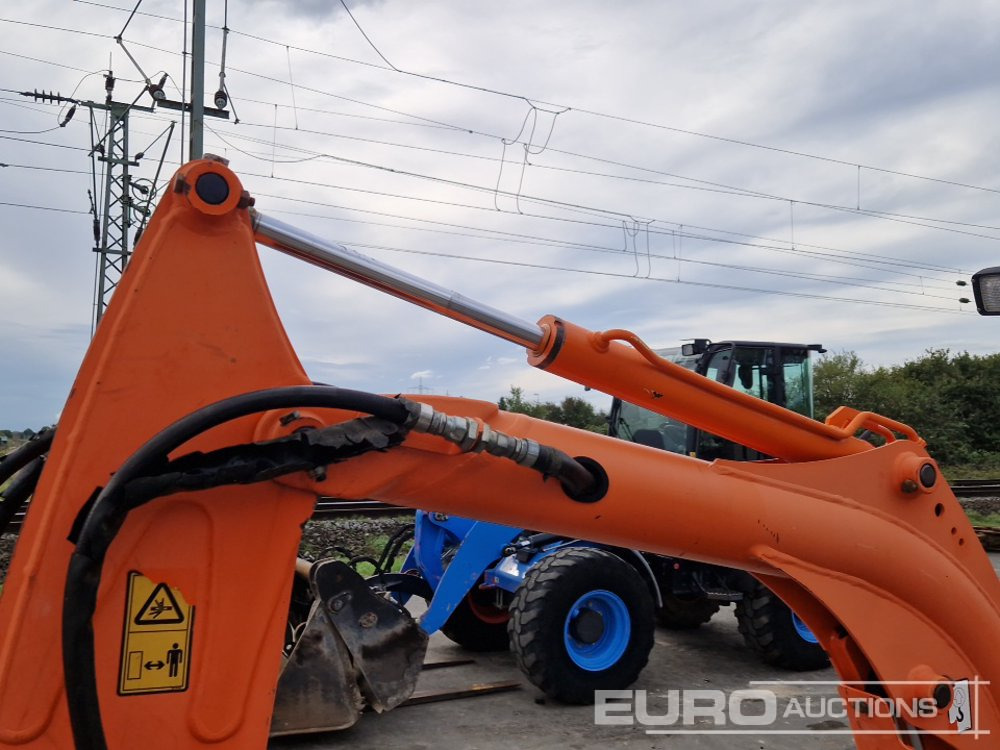 Miniekskavaator 2012 JCB 8018: pilt 24