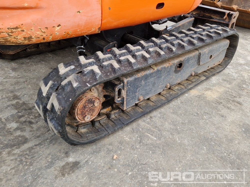 Miniekskavaator 2012 JCB 8018: pilt 8
