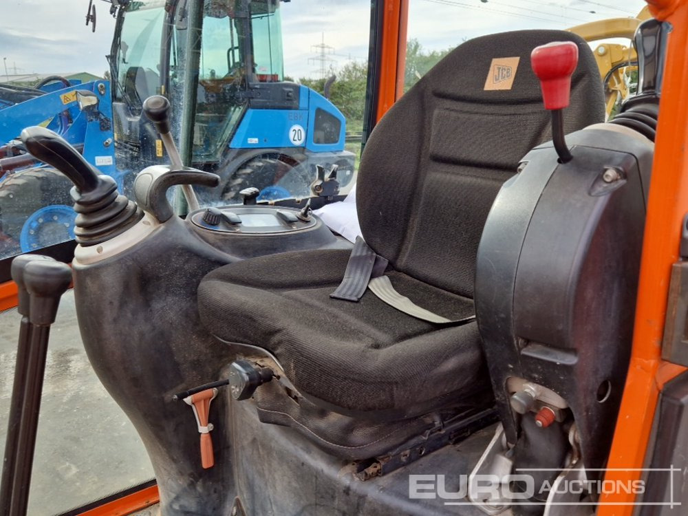 Miniekskavaator 2012 JCB 8018: pilt 30
