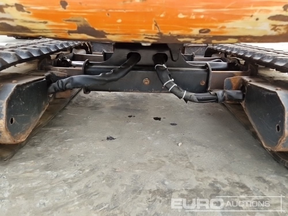 Miniekskavaator 2012 JCB 8018: pilt 14