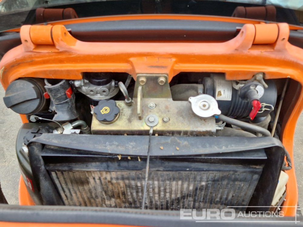 Miniekskavaator 2012 JCB 8018: pilt 15