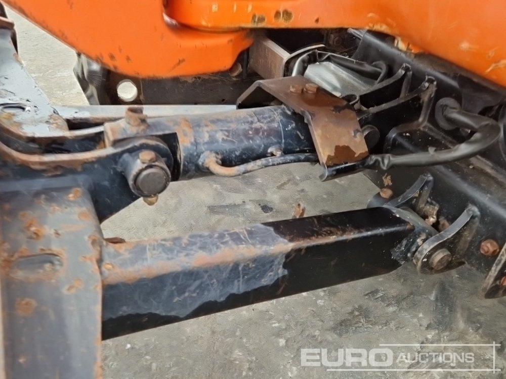 Miniekskavaator 2012 JCB 8018: pilt 28