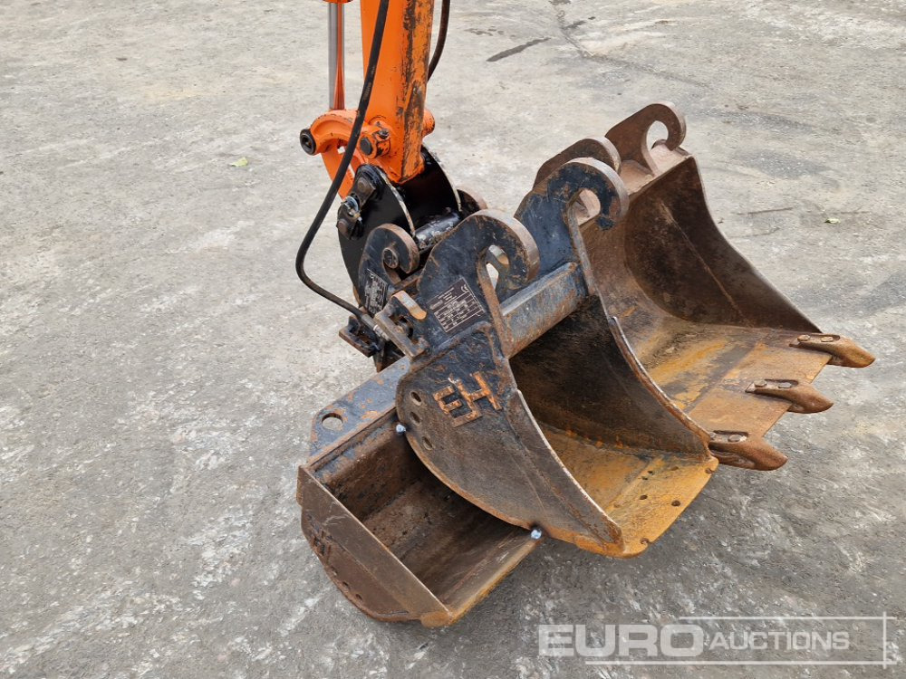Miniekskavaator 2012 JCB 8018: pilt 18