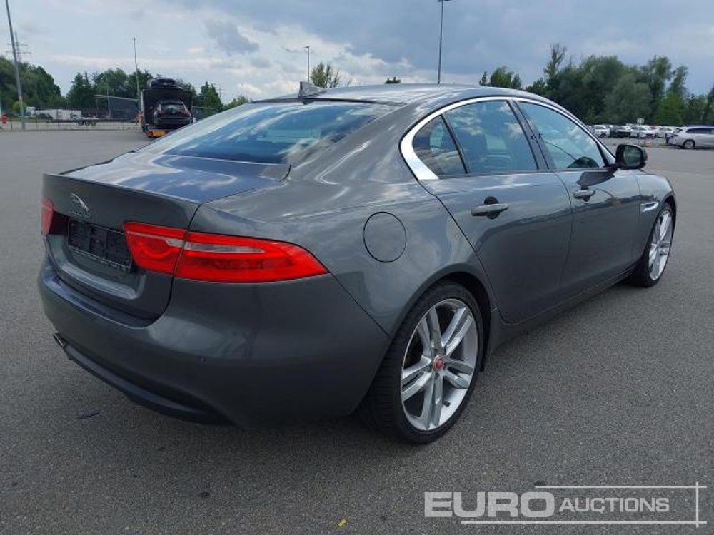 2015 Jaguar XE - Auto: pilt 3 2015 Jaguar XE - Auto: pilt 3