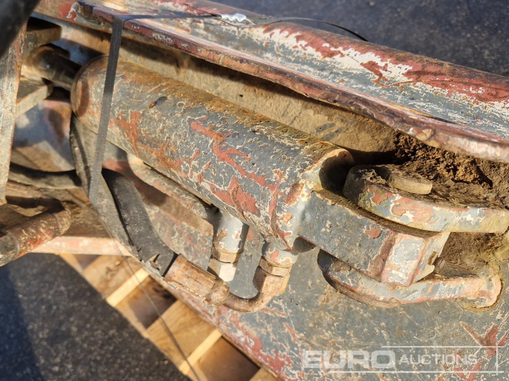 Kopp 56" Hydraulic Tilt Ditching Bucket to suit MS03: pilt 6