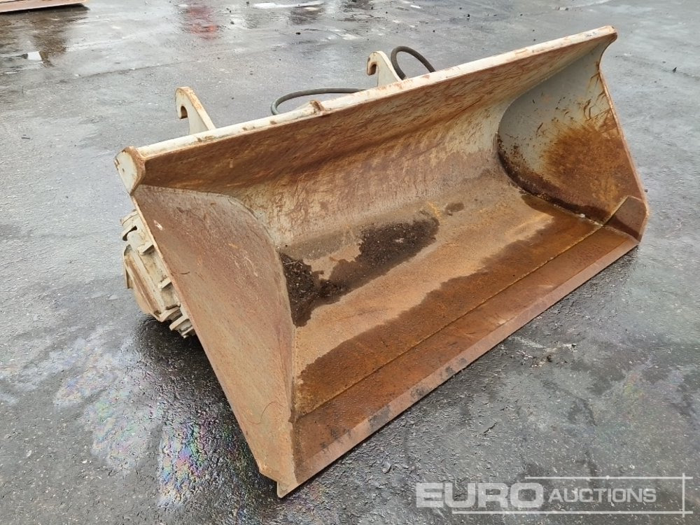 70" Front Liading Hydraulic Side Tip Bucket to suit Atlas Wheeled Loader - Kopp: pilt 4 70" Front Liading Hydraulic Side Tip Bucket to suit Atlas Wheeled Loader - Kopp: pilt 4
