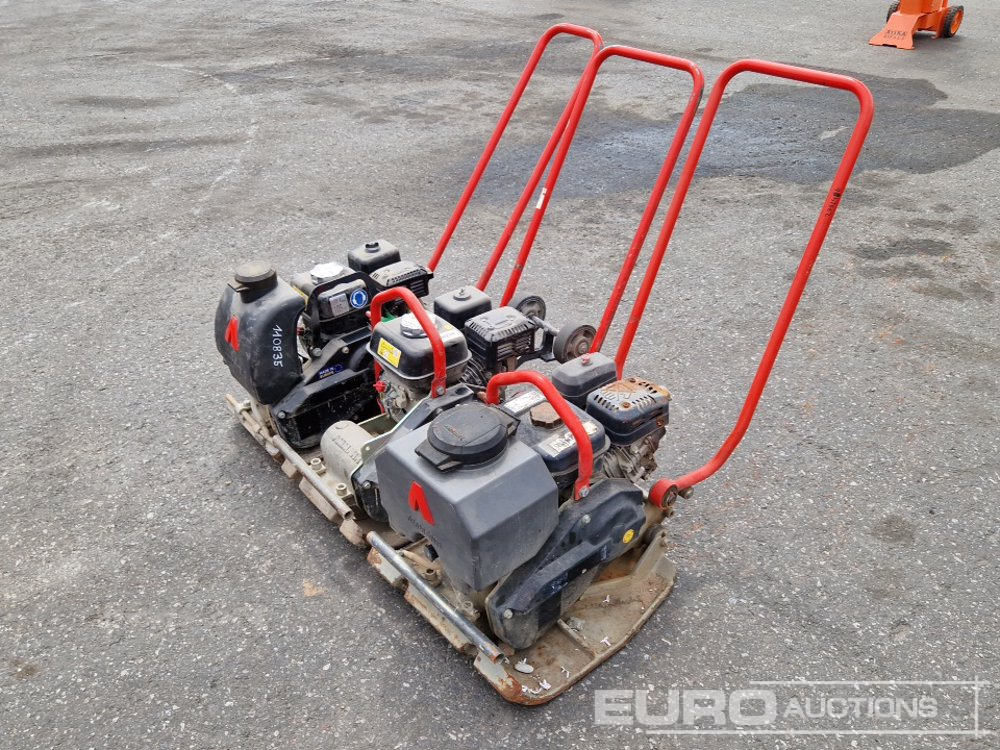 Ammann Walk Behind Compaction Plates (3 of) - Vibraatorplaat: pilt 1 Ammann Walk Behind Compaction Plates (3 of) - Vibraatorplaat: pilt 1