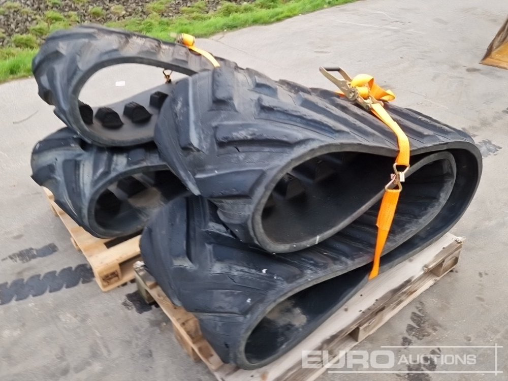 Camso 24" Rubber Tracks (2 of) 1 pair of Camso Rubber Tracks in size 24" to suit John Deere 8RX Tractors - Relss - Ehitusmasinad: pilt 3 Camso 24" Rubber Tracks (2 of) 1 pair of Camso Rubber Tracks in size 24" to suit John Deere 8RX Tractors - Relss - Ehitusmasinad: pilt 3