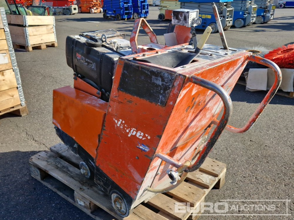 Clipper Norton Walk Behind Asphalt Saw - Asfaldimasin: pilt 2 Clipper Norton Walk Behind Asphalt Saw - Asfaldimasin: pilt 2