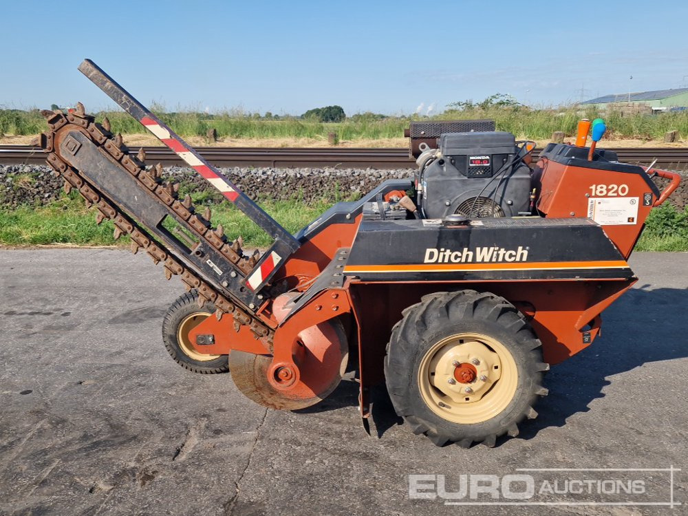 Ditch Witch 1820H - Kraavikaevamismasin: pilt 2 Ditch Witch 1820H - Kraavikaevamismasin: pilt 2