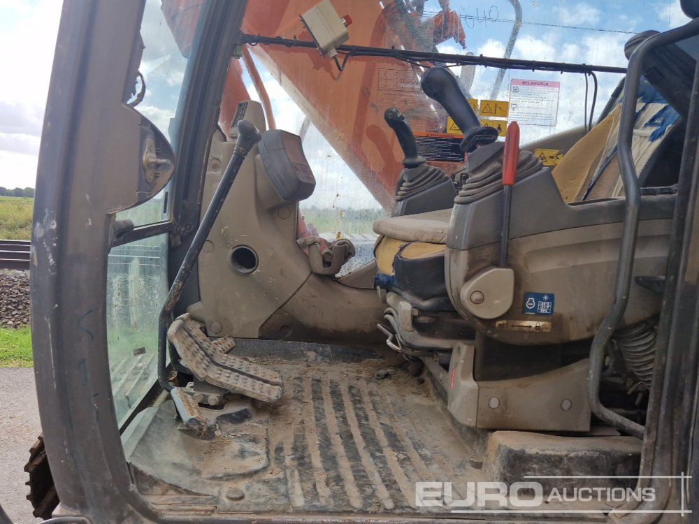 Lintekskavaator Hitachi ZX130-3: pilt 35