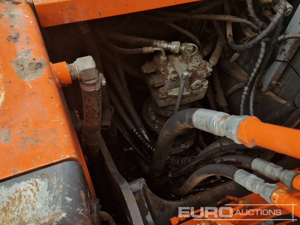 Lintekskavaator Hitachi ZX130-3: pilt 28
