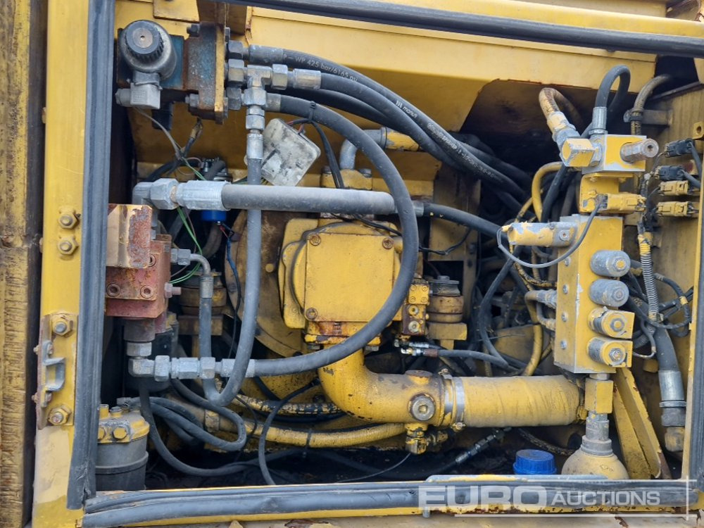Ratastel ekskavaator Komatsu PW170ES-6K: pilt 34