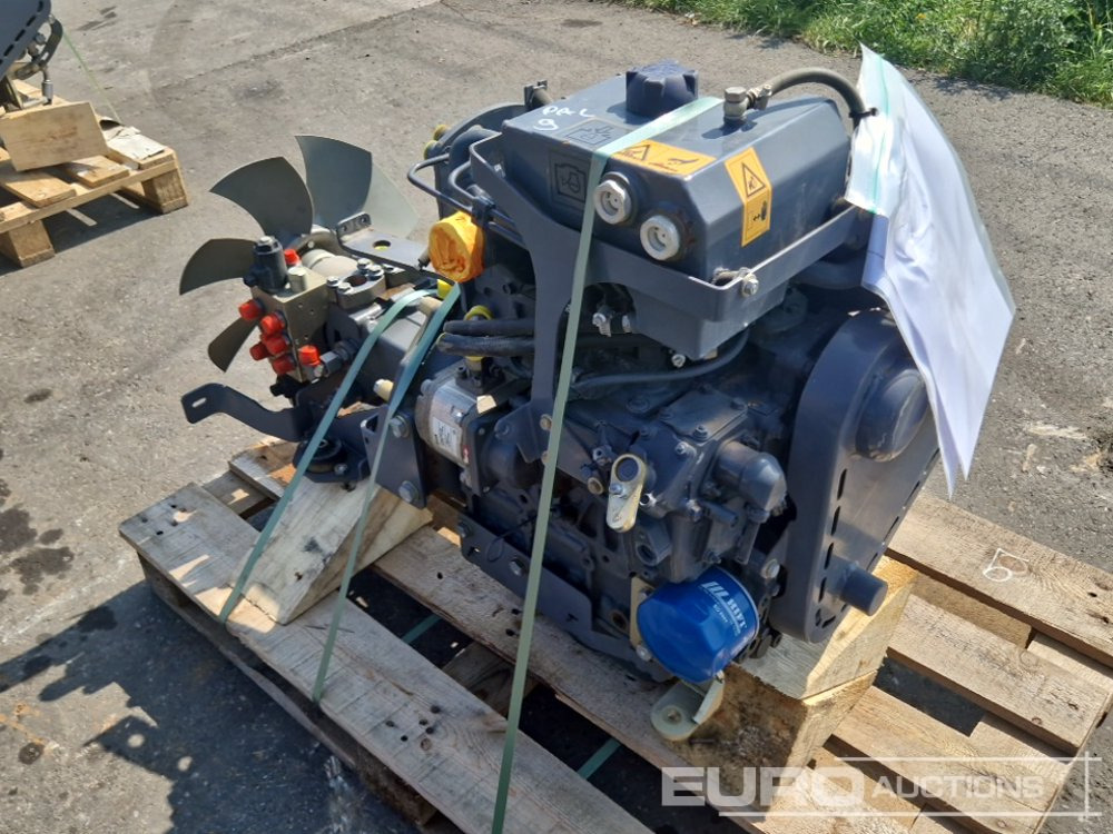 Kubota Engine with Hydraulic Pump to suit Hamm HD10VV - Mootor: pilt 2 Kubota Engine with Hydraulic Pump to suit Hamm HD10VV - Mootor: pilt 2