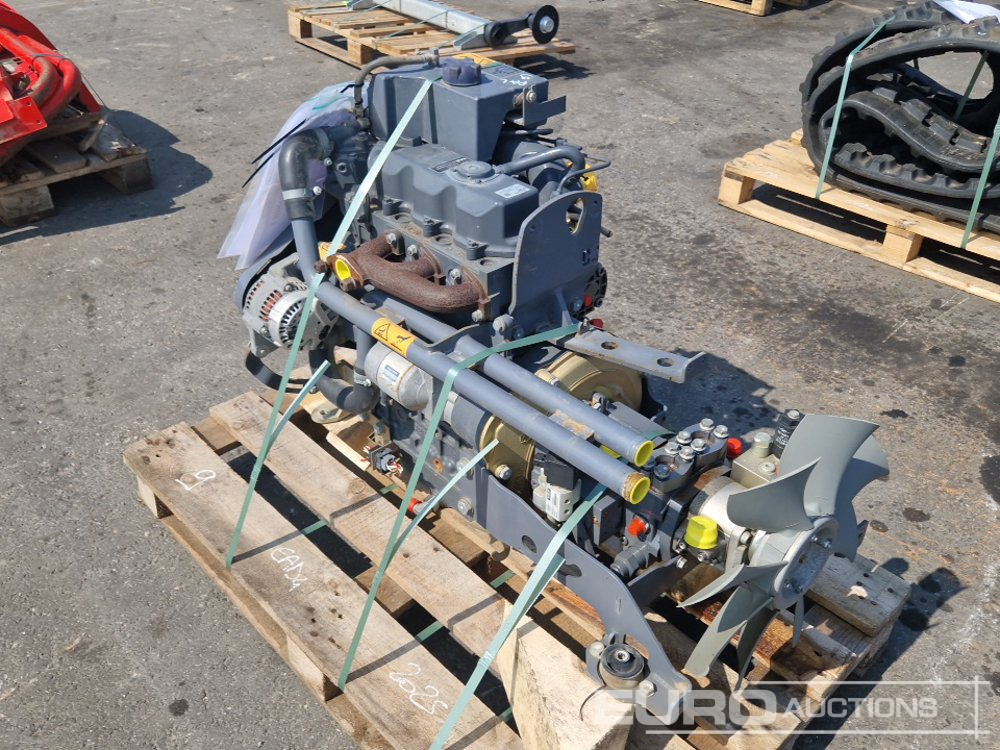 Kubota Engine with Hydraulic Pump to suit Hamm HD10VV - Mootor: pilt 4 Kubota Engine with Hydraulic Pump to suit Hamm HD10VV - Mootor: pilt 4