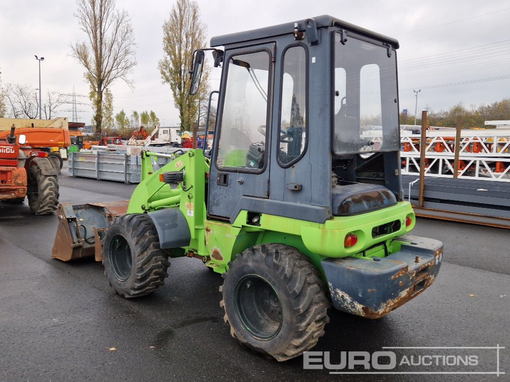 Kubota R520 - Rataslaadur: pilt 3 Kubota R520 - Rataslaadur: pilt 3