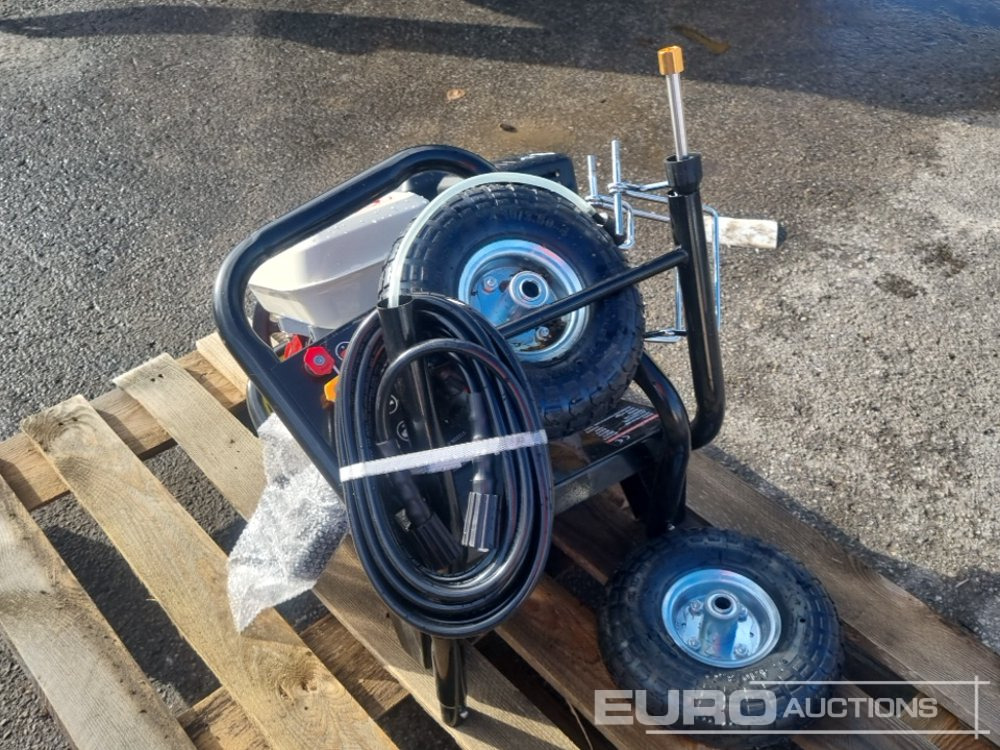 MAXWIN MT3500PSI Petrol Power Washer, 240Bar, 6.5HP - Ehitusseade: pilt 3 MAXWIN MT3500PSI Petrol Power Washer, 240Bar, 6.5HP - Ehitusseade: pilt 3