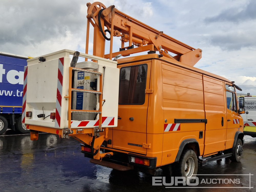 Mercedes 612D - Veoautolt tõusev platvorm: pilt 5 Mercedes 612D - Veoautolt tõusev platvorm: pilt 5