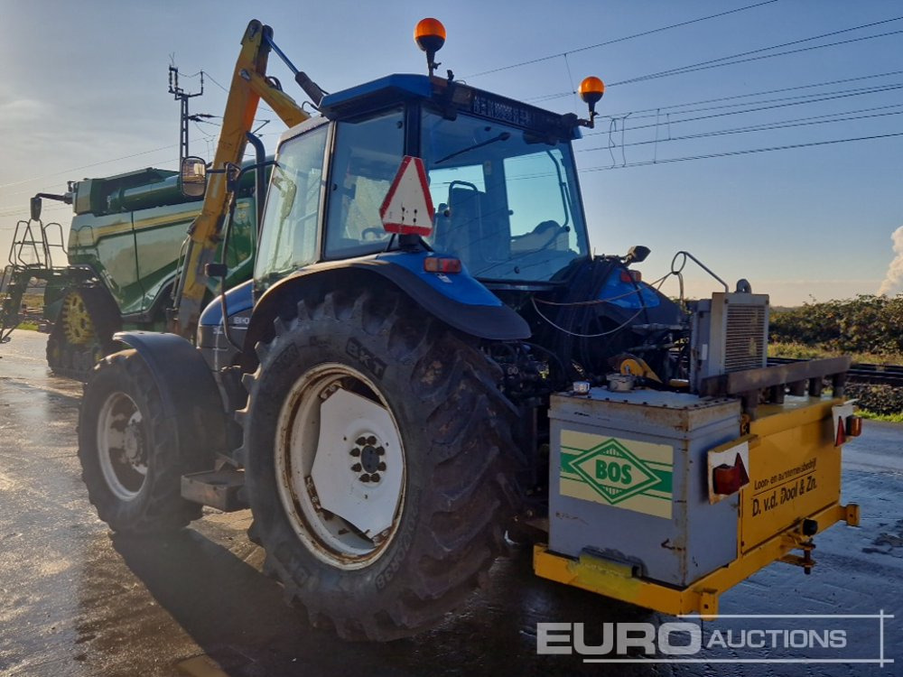 New Holland TS100 - Traktor: pilt 3 New Holland TS100 - Traktor: pilt 3