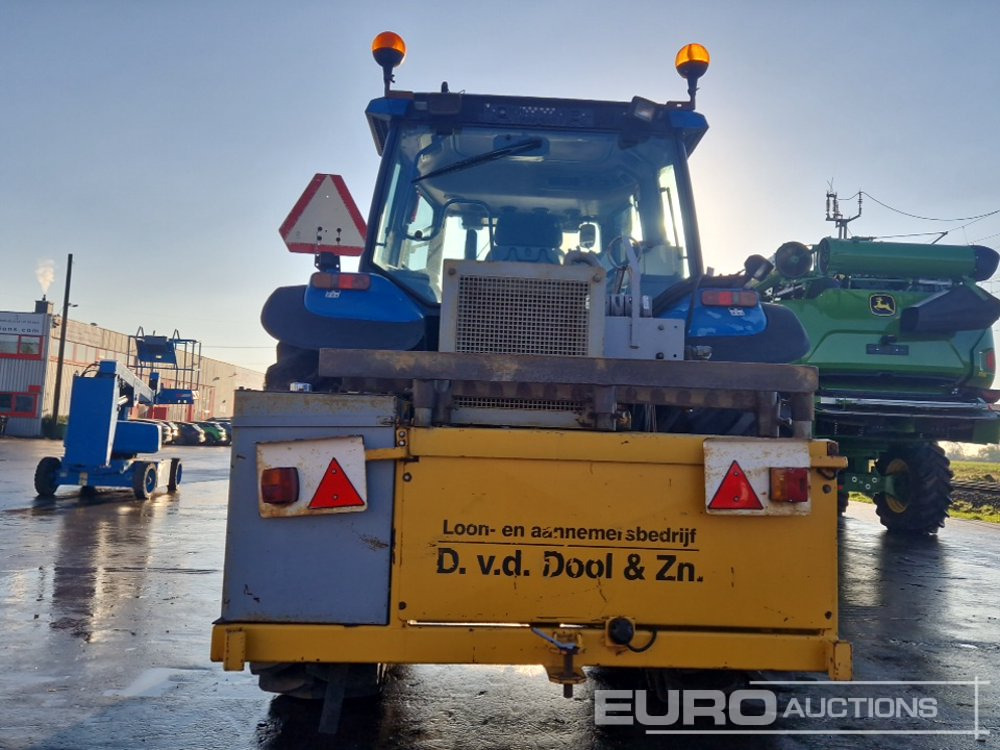 New Holland TS100 - Traktor: pilt 4 New Holland TS100 - Traktor: pilt 4