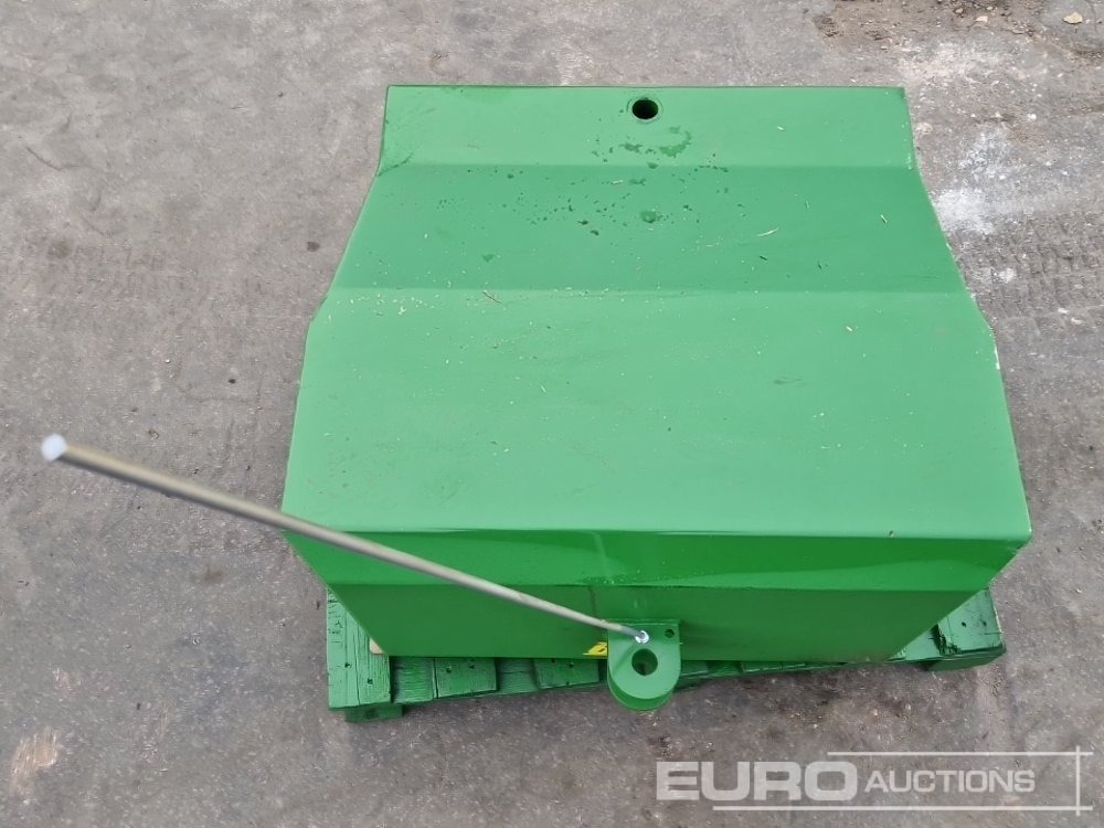 Unused 2025 John Deere 600kg Front Weights to suit John Deere Tractors, Metal Case with Towing Eye (Green) - Põllutööseade: pilt 5 Unused 2025 John Deere 600kg Front Weights to suit John Deere Tractors, Metal Case with Towing Eye (Green) - Põllutööseade: pilt 5