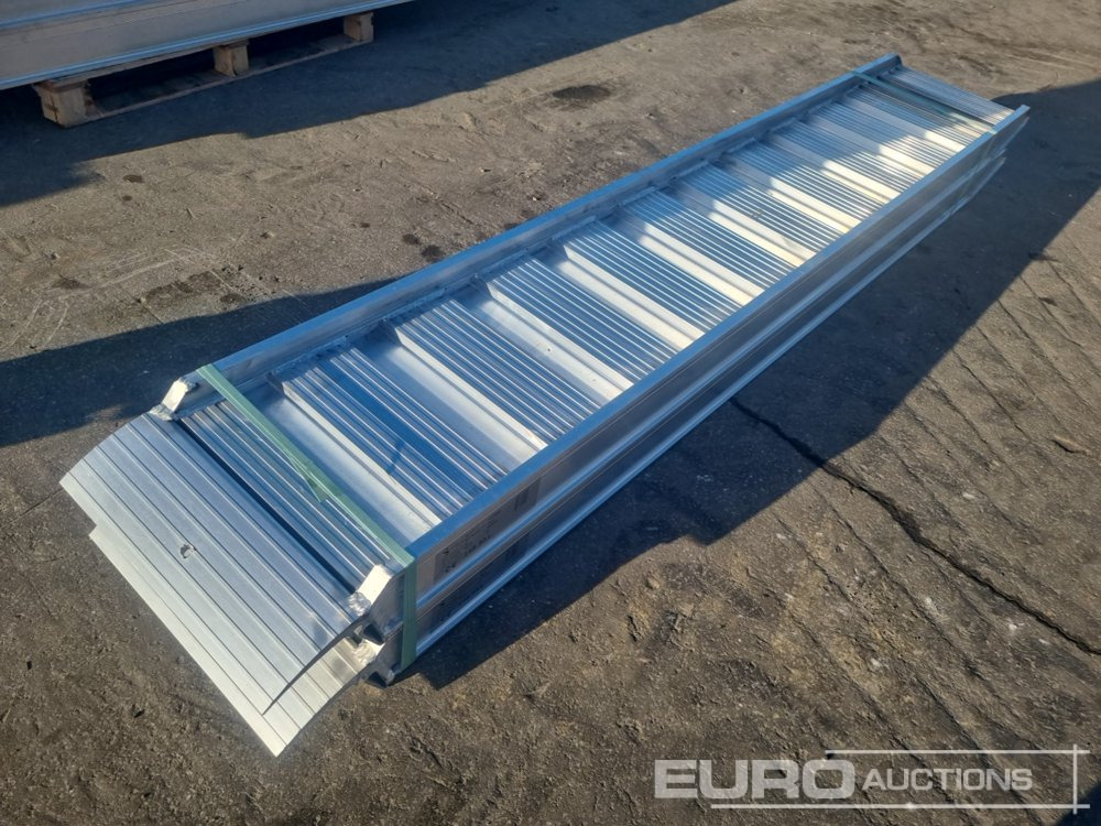 Unused 148.30L Aluminium Loading Rampes (2 of) 9000kg Capacity, 3000mm Length - Laadimisramp: pilt 3 Unused 148.30L Aluminium Loading Rampes (2 of) 9000kg Capacity, 3000mm Length - Laadimisramp: pilt 3
