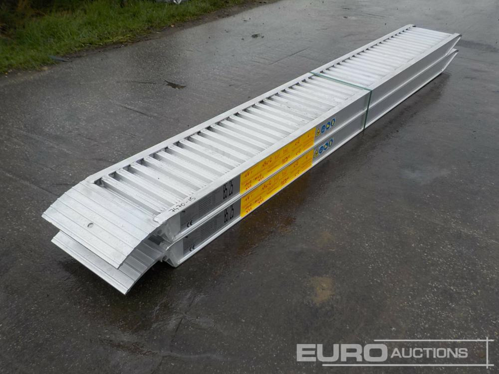 Unused CLM 85.25 Aluminium Loading Ramps (2of) 2920kg Capacity, 2500mm Length - Laadimisramp: pilt 2 Unused CLM 85.25 Aluminium Loading Ramps (2of) 2920kg Capacity, 2500mm Length - Laadimisramp: pilt 2