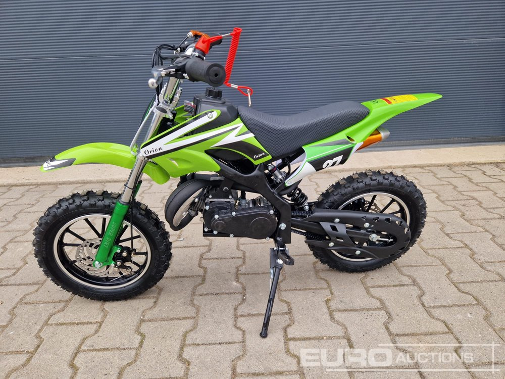 Unused DIRTBIKE 50R-D705 49CC Kids Petrol Motorbike, Automatic - Mootorratas: pilt 3 Unused DIRTBIKE 50R-D705 49CC Kids Petrol Motorbike, Automatic - Mootorratas: pilt 3