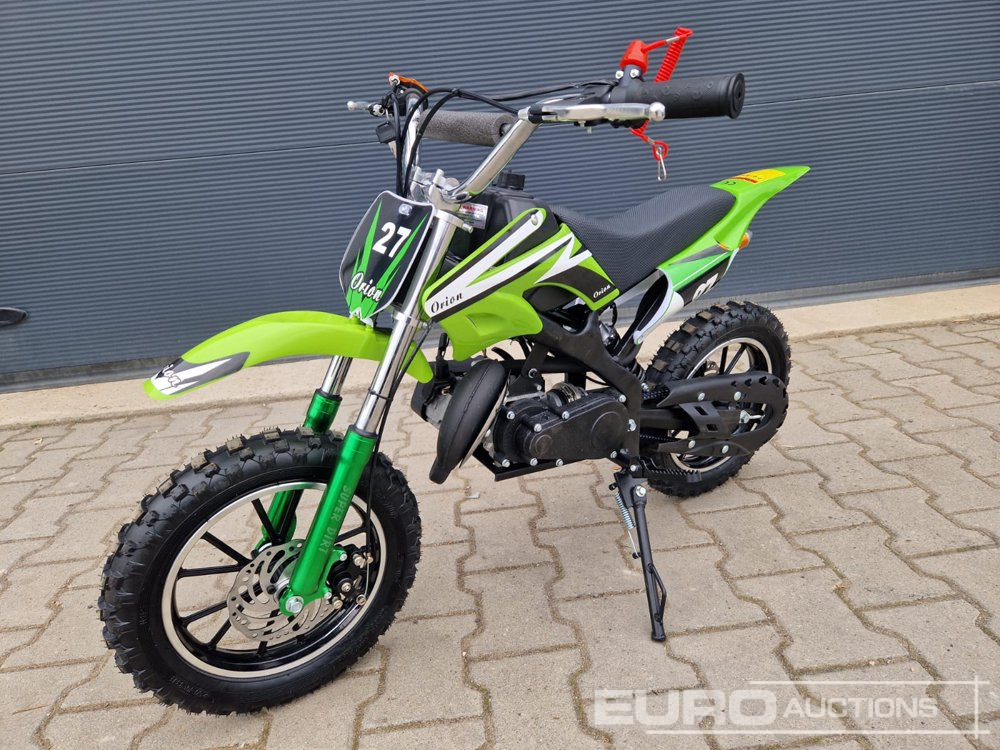 Unused DIRTBIKE 50R-D705 49CC Kids Petrol Motorbike, Automatic - Mootorratas: pilt 1 Unused DIRTBIKE 50R-D705 49CC Kids Petrol Motorbike, Automatic - Mootorratas: pilt 1