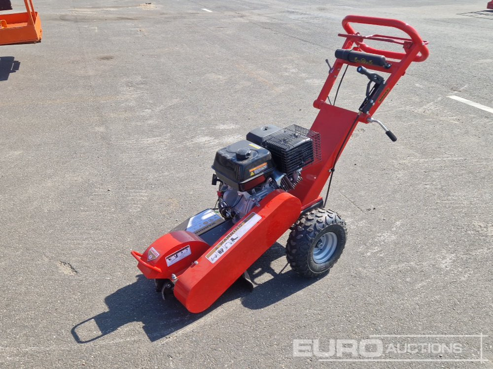 Unused Walk Behind Stump Grinder - Kännupurustaja: pilt 1 Unused Walk Behind Stump Grinder - Kännupurustaja: pilt 1