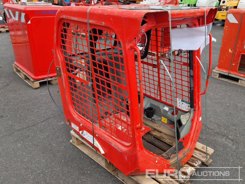 Cabin to suit Bobcat Skidsteer Loader - Varuosa: pilt 4 Cabin to suit Bobcat Skidsteer Loader - Varuosa: pilt 4