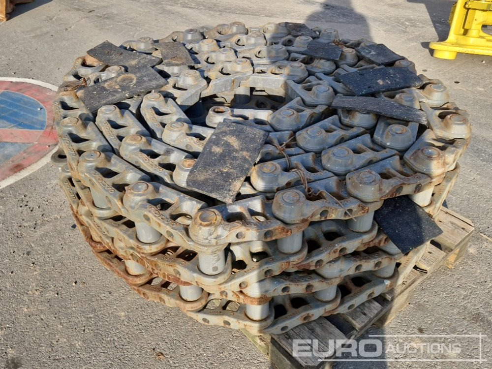 Track Chains to suit Volvo EC210/240/250 - Varuosa - Ekskavaator: pilt 4 Track Chains to suit Volvo EC210/240/250 - Varuosa - Ekskavaator: pilt 4