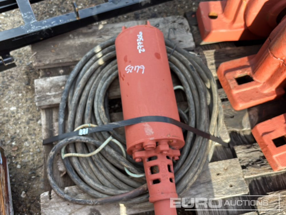 Waterpump, Housings, Spares - Ehitusseade: pilt 1 Waterpump, Housings, Spares - Ehitusseade: pilt 1